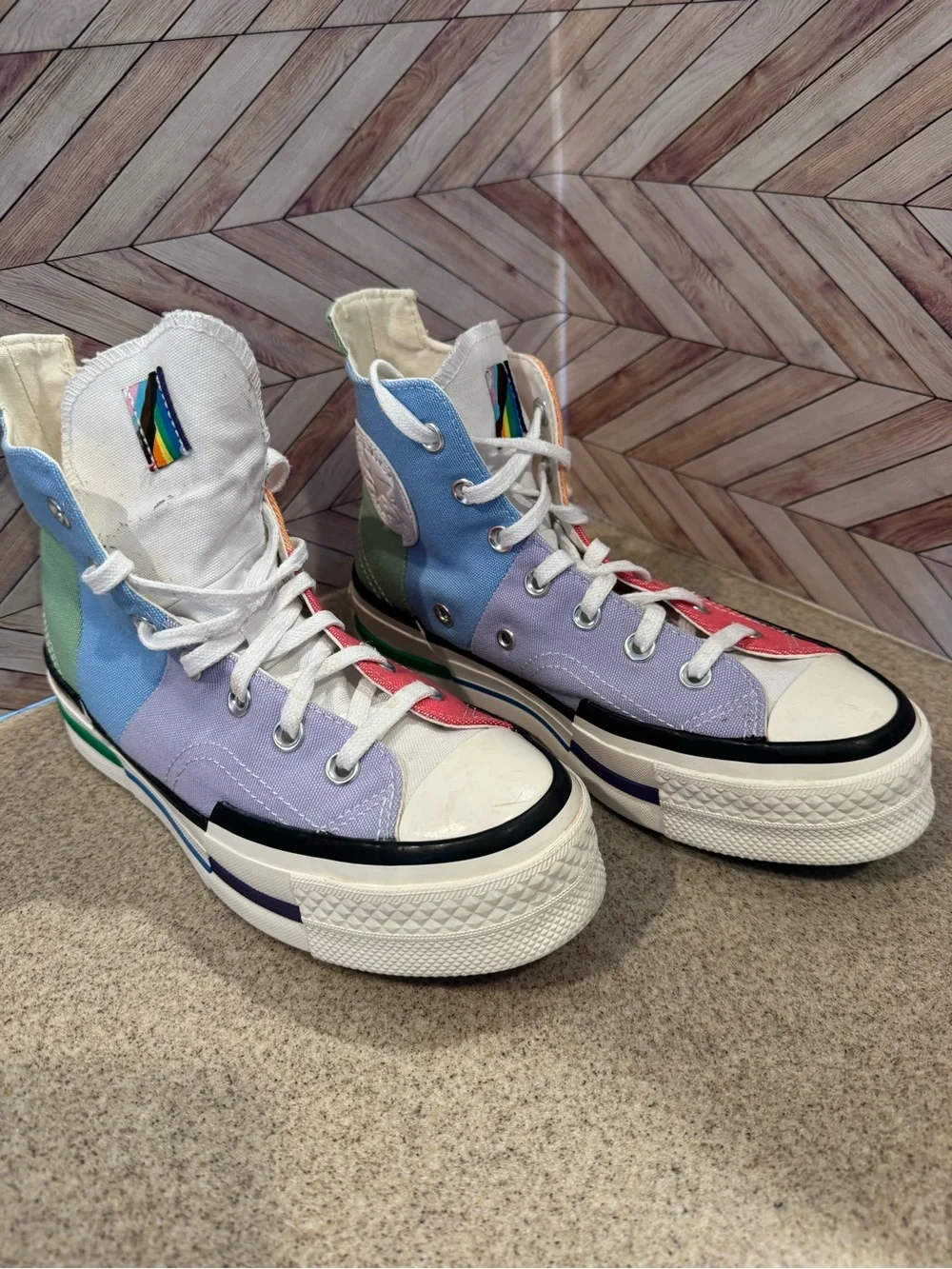 Converse Chuck 70 plus hi “pride proud to be”” mens 5.5 or ladies 7.5 A06029C - Picture 7 of 9